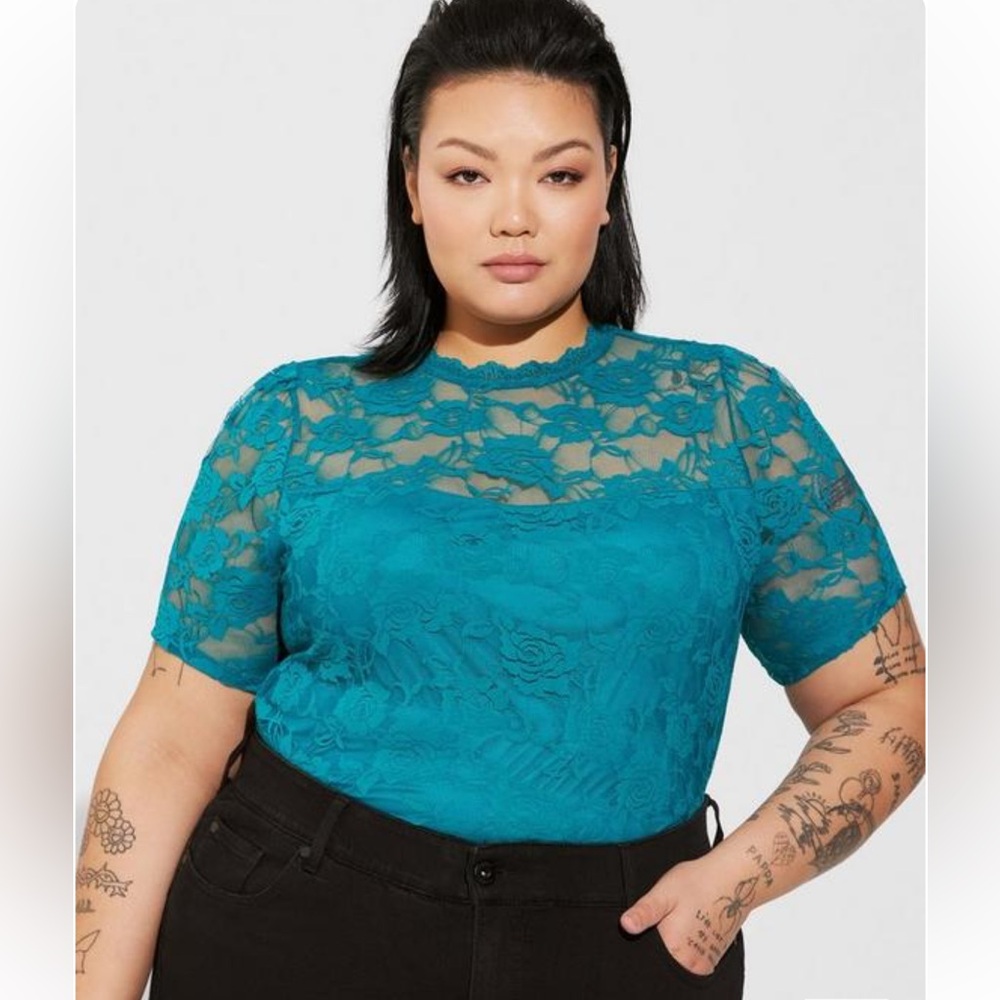 Torrid 2X blue lace top